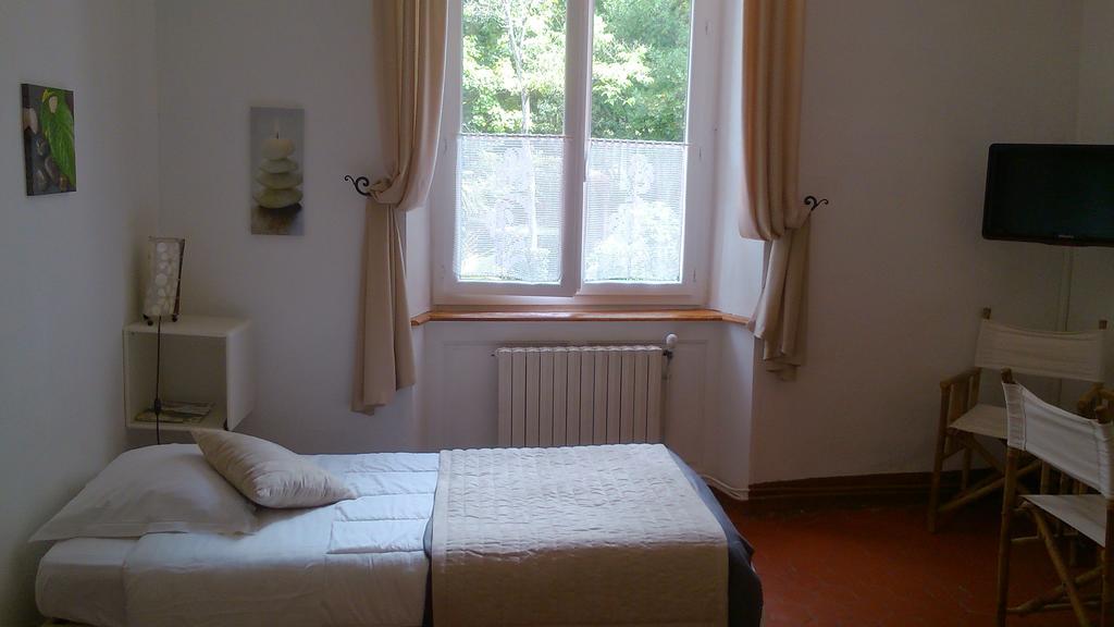 Auberge Cocagne Avèze Стая снимка